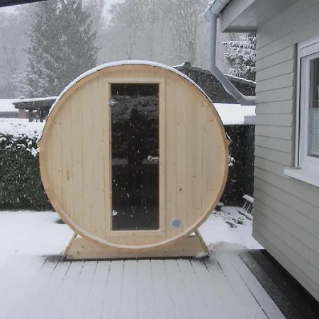 In Mit Grosser Terrasse Hébergement de vacances Kirburg